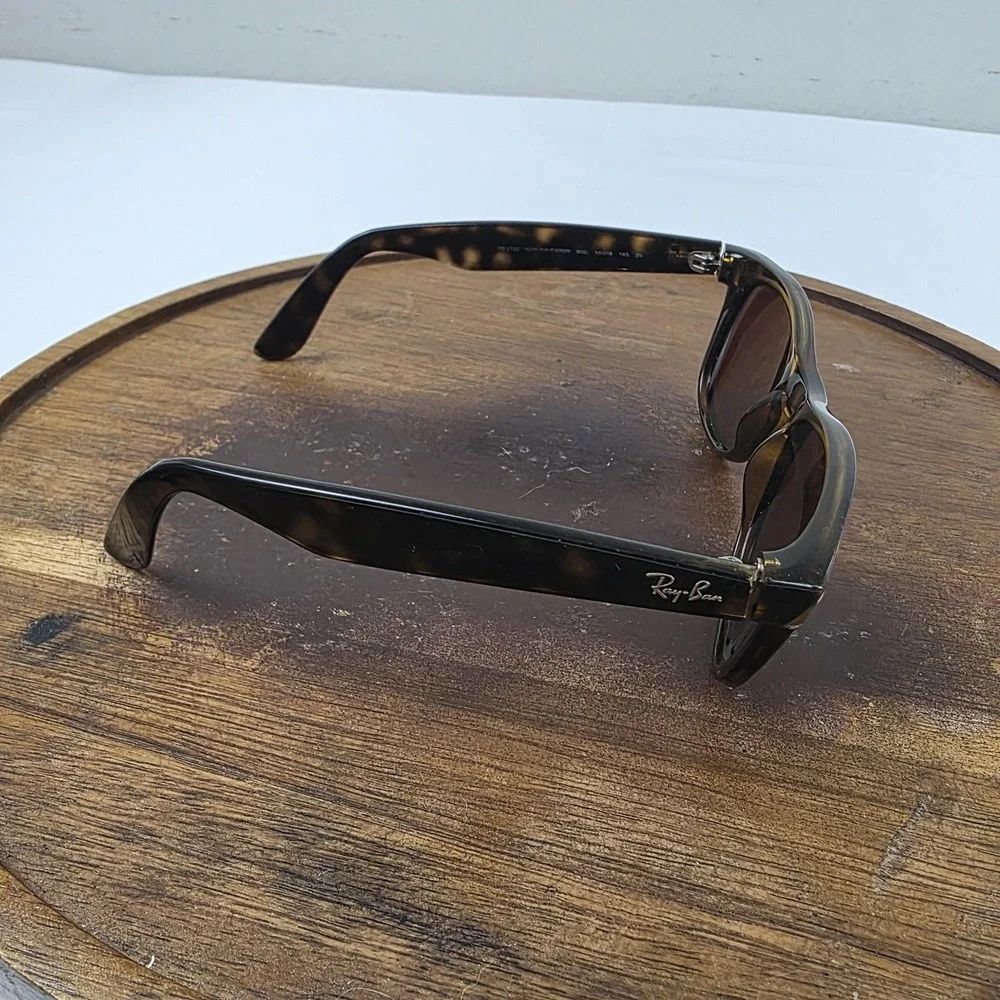 Ray-Ban RB2132 New Wayfarer Sunglasses Mens 55-18 Tortoise Tinted Italy 902L